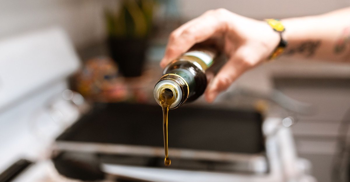 Edible Oil Pressing: Sunflower, Groundnut, Sesame Pack
