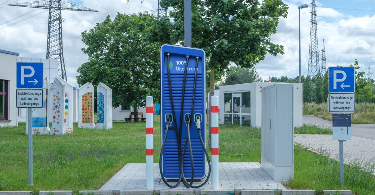 EV & E-Mobility Pack